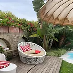La Firulina, * Capri
