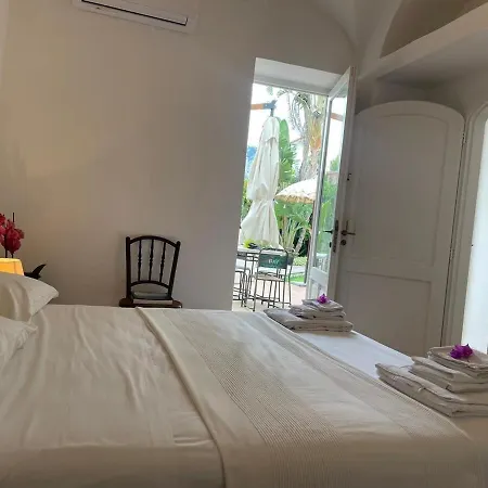 La Firulina, Prázdninový dům Capri