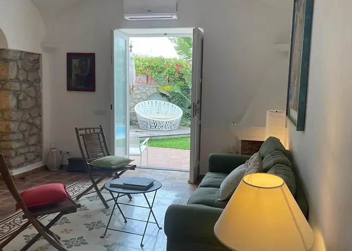 La Firulina, Prázdninový dům Capri